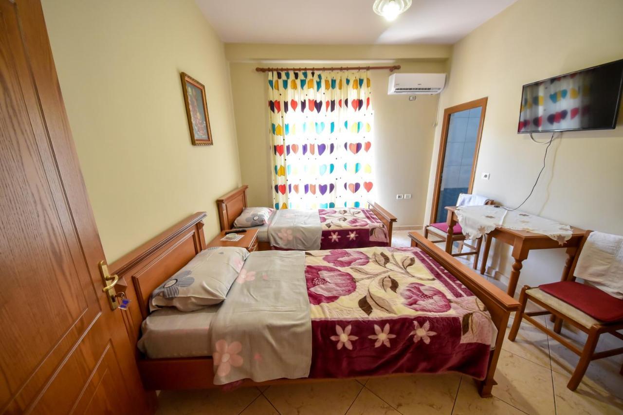 Double Room In Hotel Geraldo Kakavije 외부 사진
